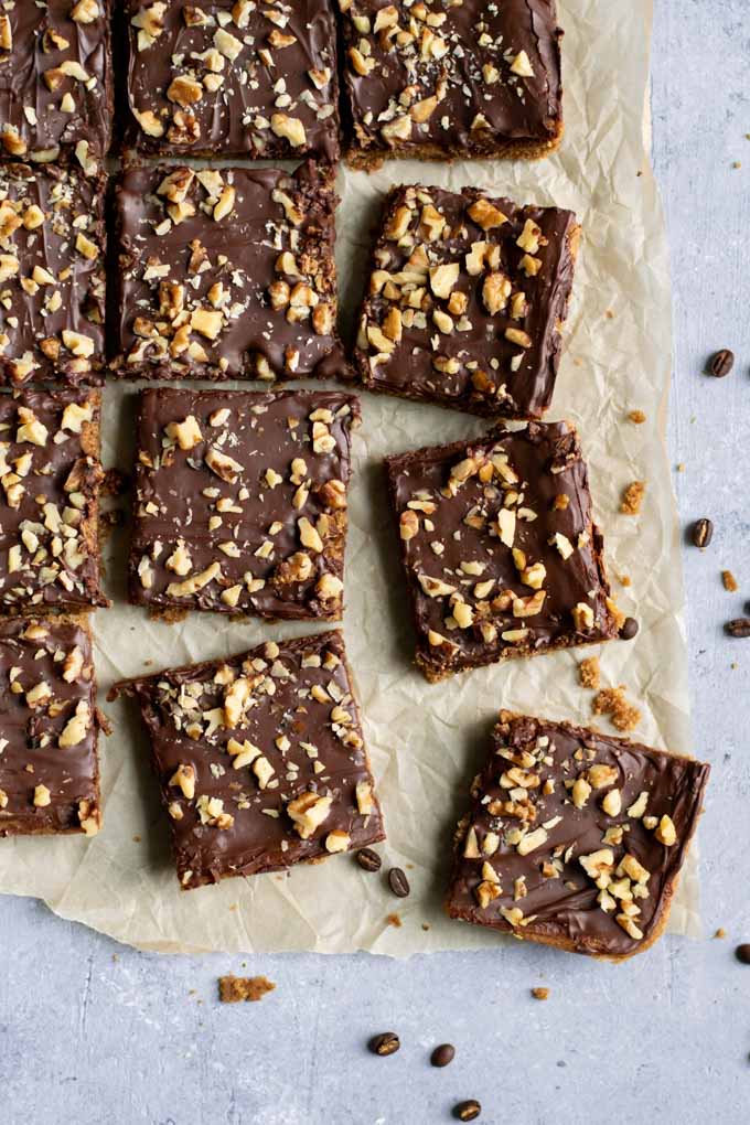 Vegan Mocha Cinnamon Bars • The Curious Chickpea