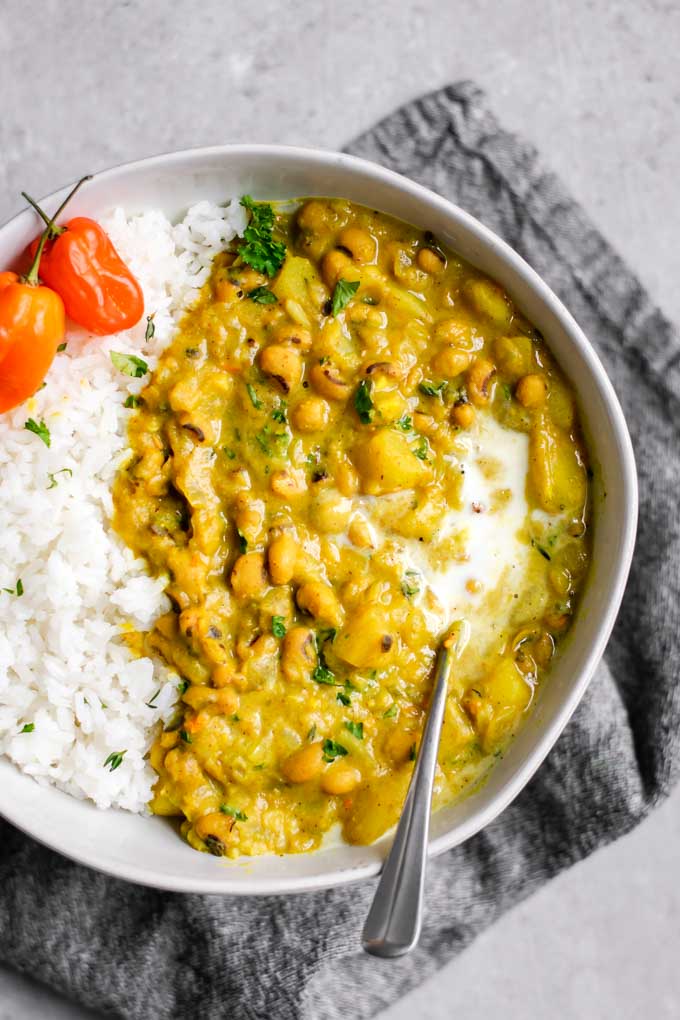 Jamaican Black-eyed Pea Curry • The Curious Chickpea